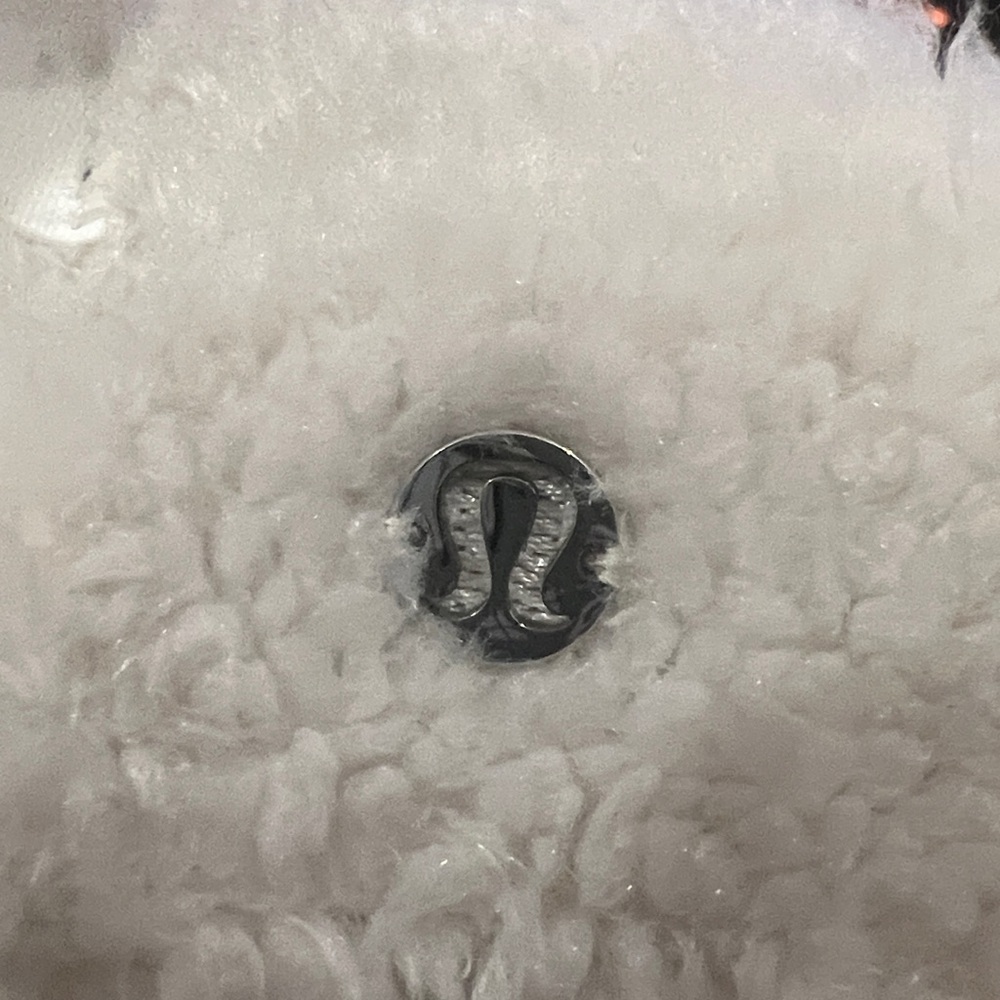 Lululemon Bouclé Fleece Reversible Bucket Hat Brown Ivory L/XL NWT - Picture 9 of 10